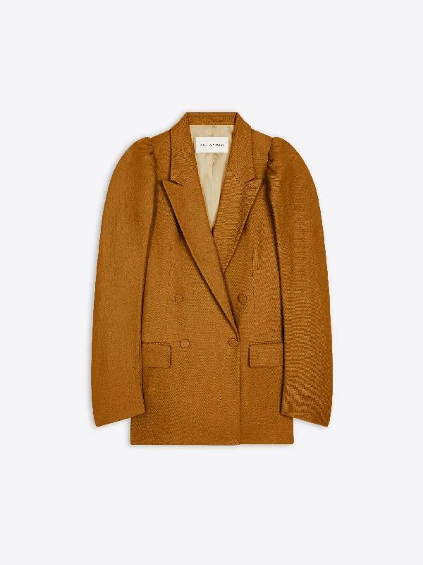 Timeless women’s fashion for any occasion   Oversized blazer