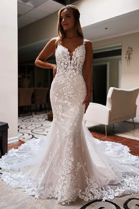 Ivory Backless Lace Mermaid Long Wedding Dress