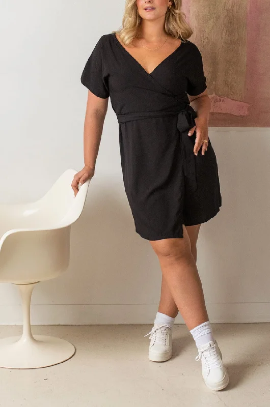 Sporty-chic women’s apparel for active lifestyles   Rosie Black | Short Sleeve Black Dress